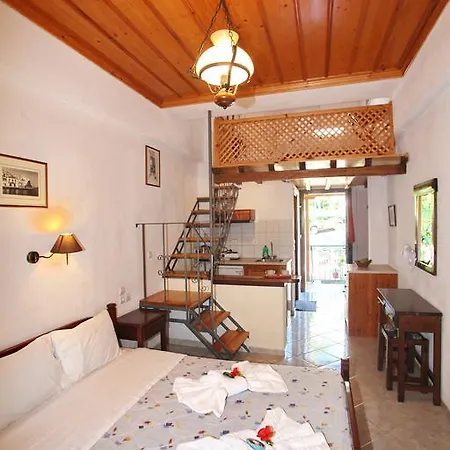 Alexandra Sofia Apartment Stafylos Exterior photo