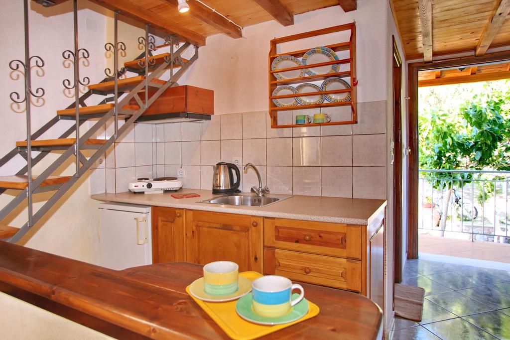 Alexandra Sofia Apartment Stafylos